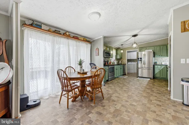 $330,000 | 1161 East Main Street, Stanley, VA 22851