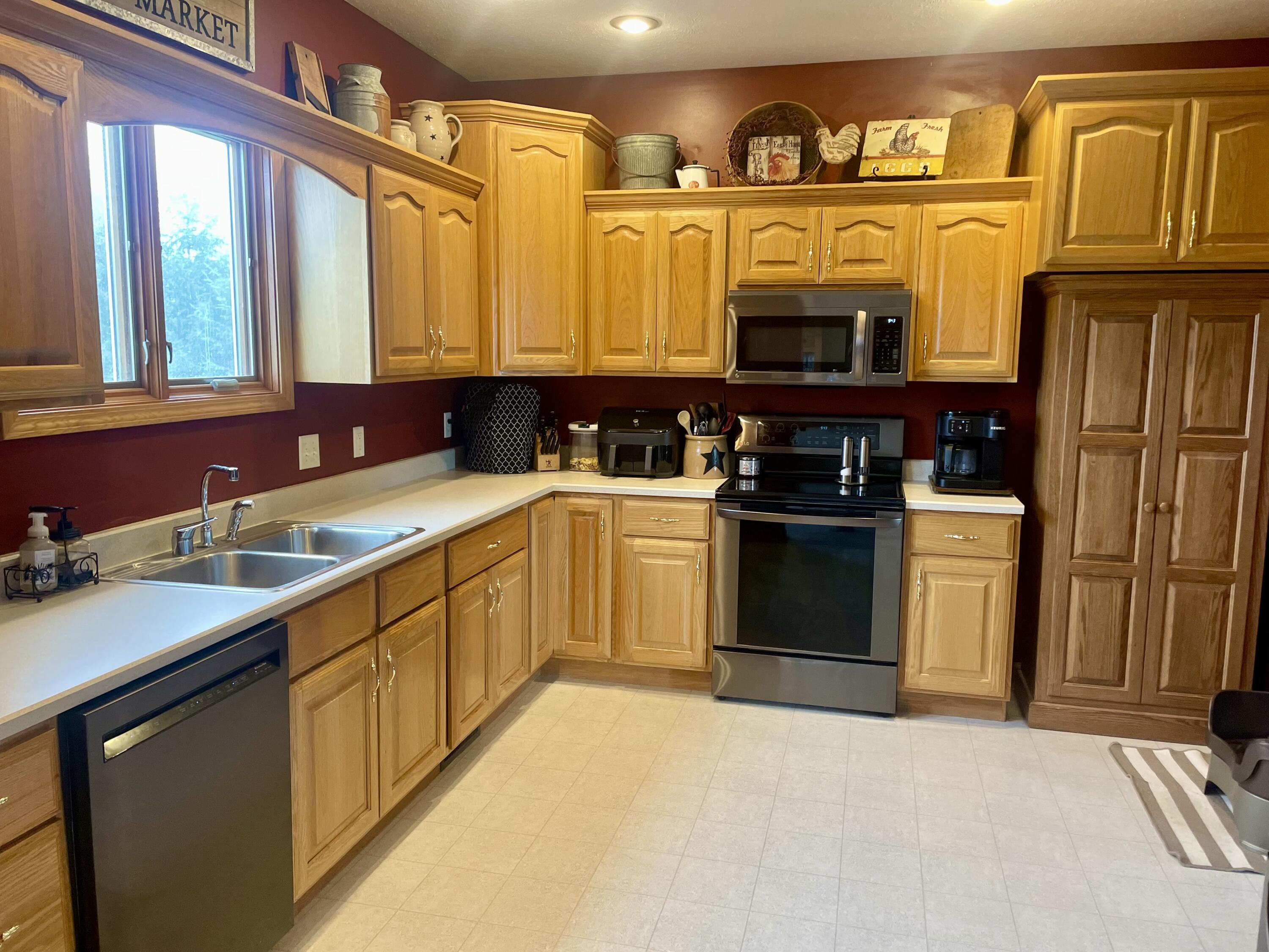 15651 Meranda Road Anna, OH 45302 - Photo 10 of 21