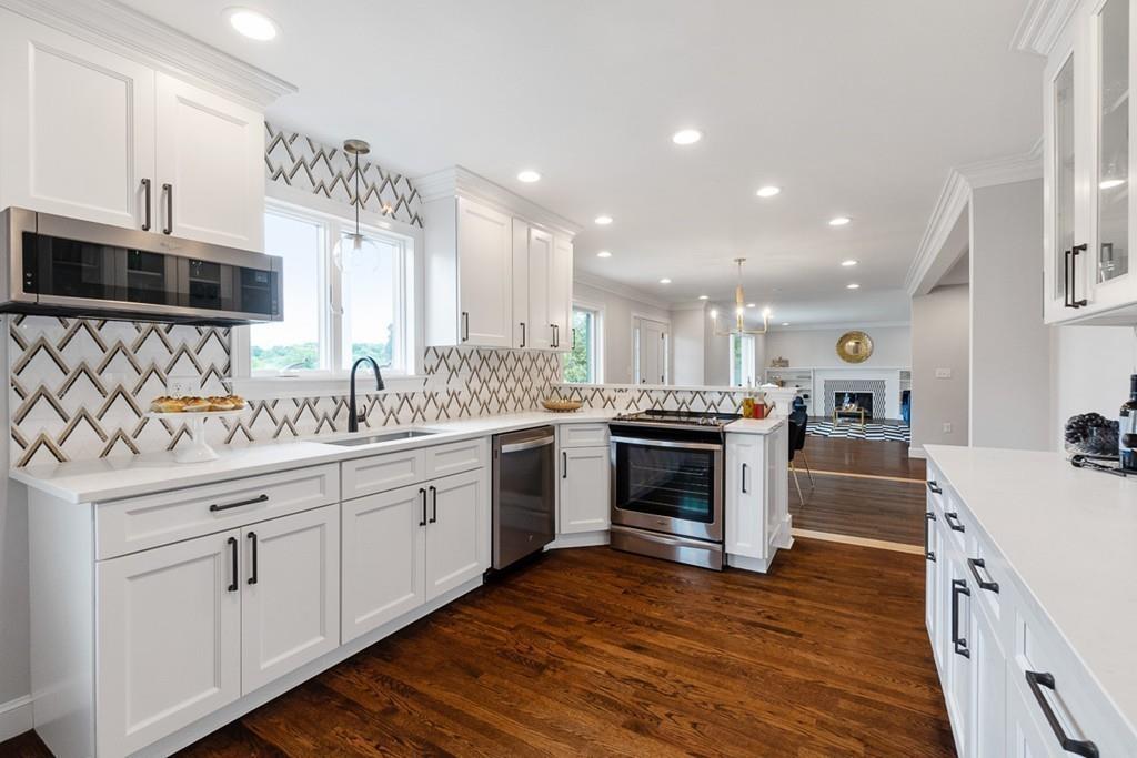 41 Windsor Park Road Lowell, MA 01852 - Photo 11 of 42 Gallery Image 11
