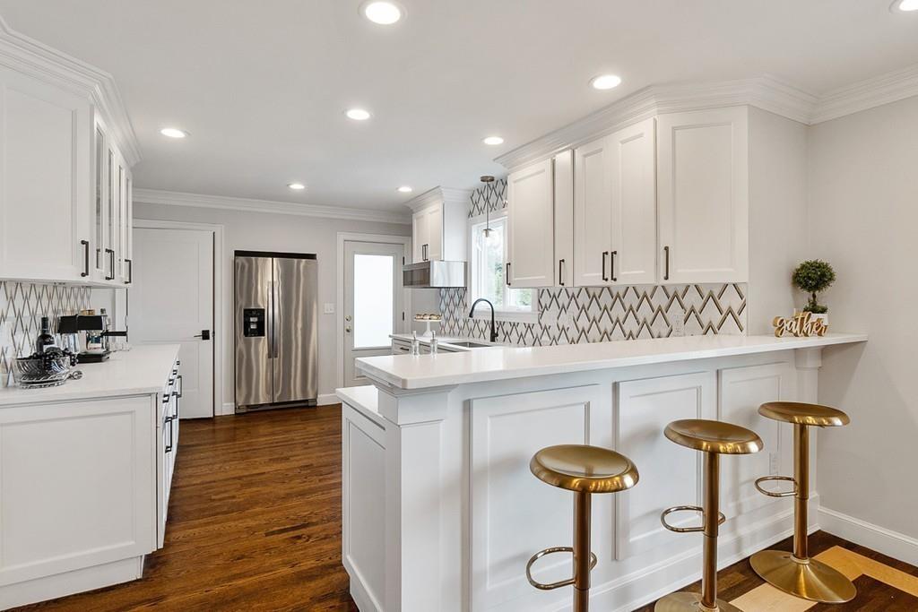 41 Windsor Park Road Lowell, MA 01852 - Photo 8 of 42 Gallery Image 8