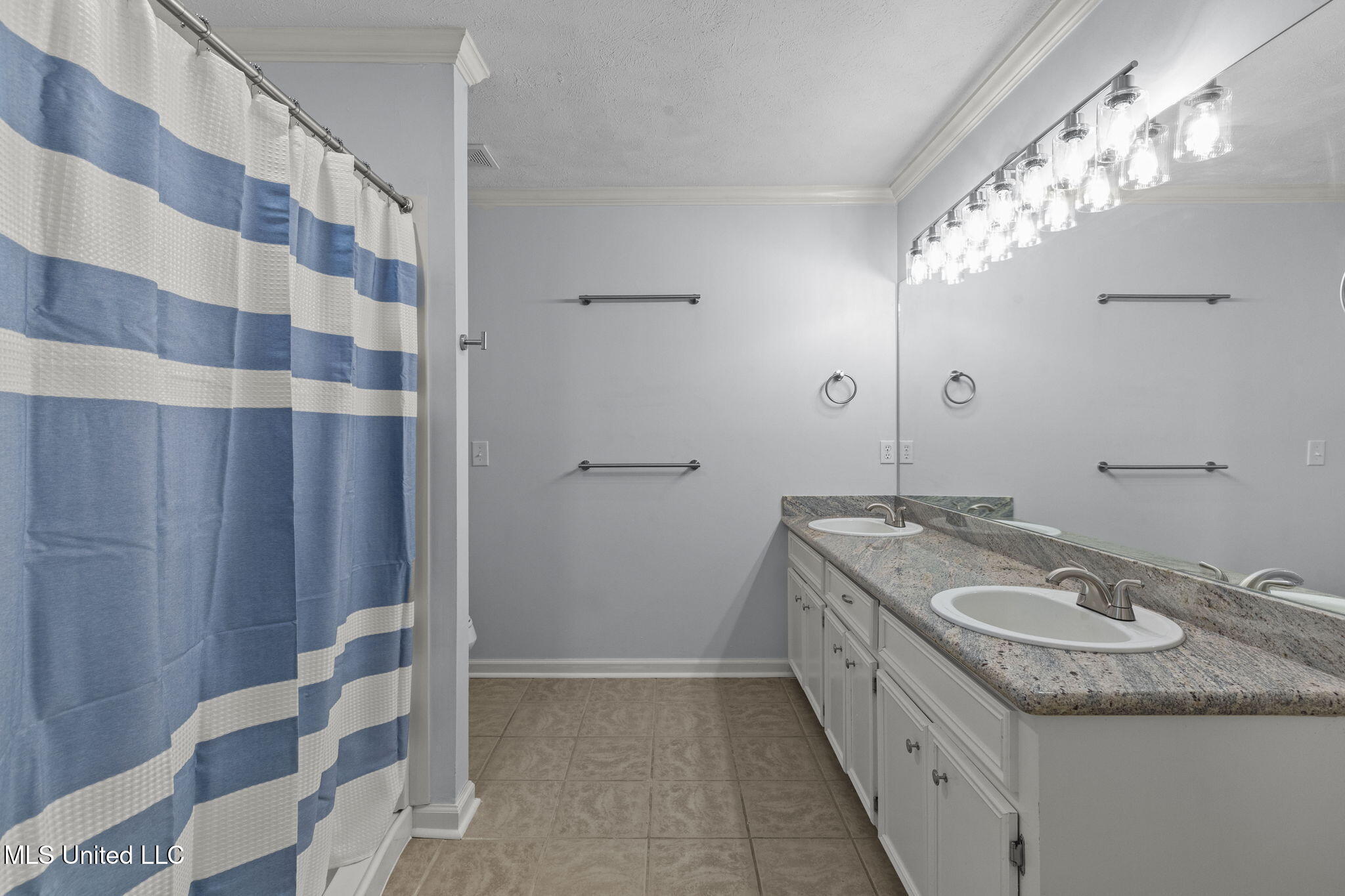 110 Oak Grove Drive Brandon, MS 39047 - Photo 35 of 54 35-web-or-mls-110 Oak Grove-35