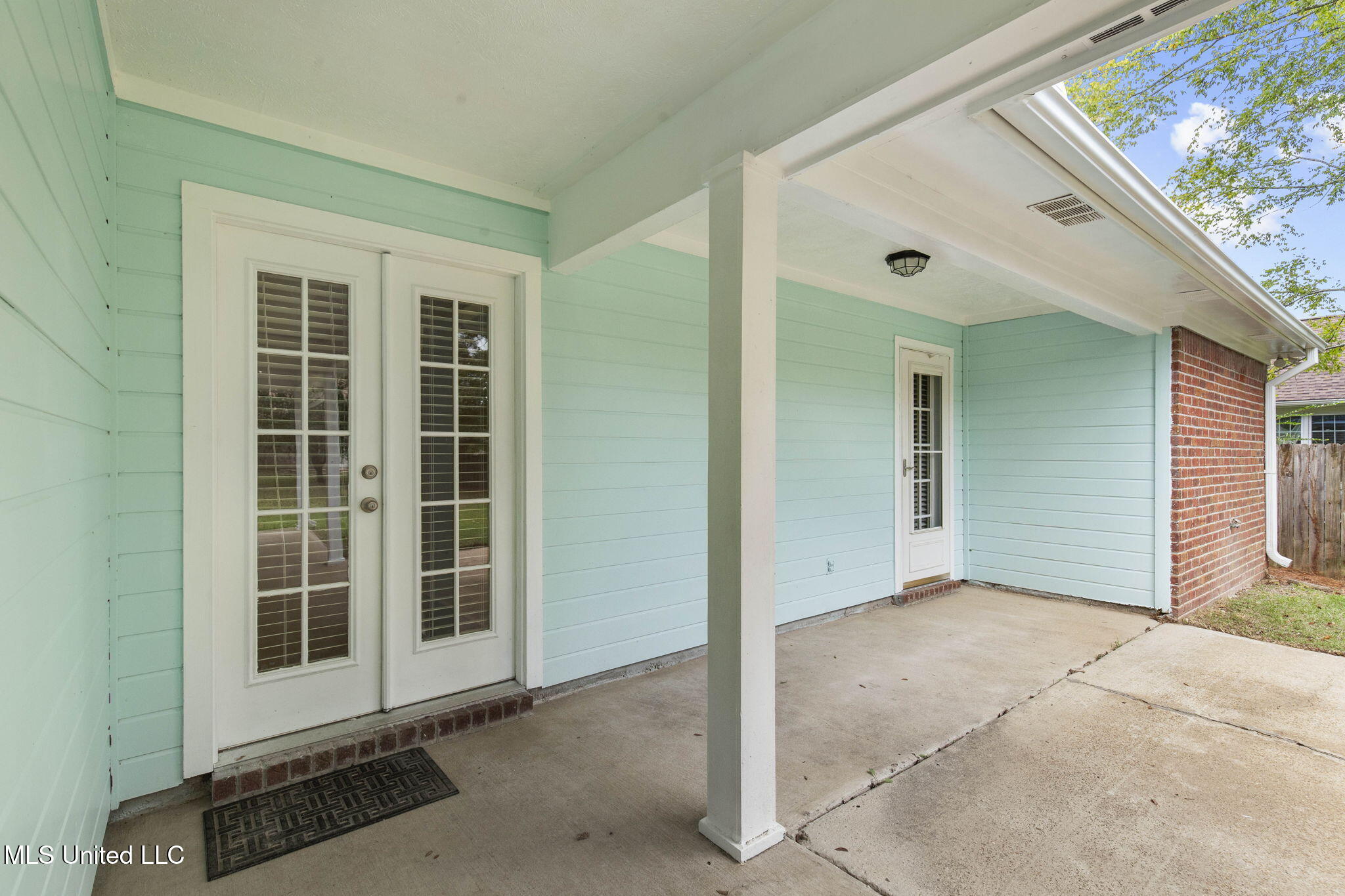 110 Oak Grove Drive Brandon, MS 39047 - Photo 39 of 54 39-web-or-mls-110 Oak Grove-39