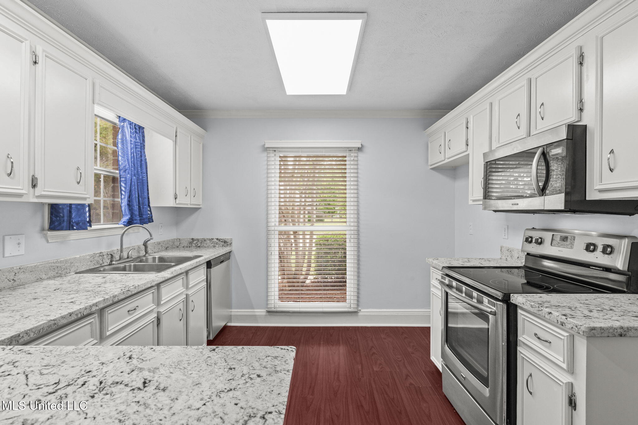 110 Oak Grove Drive Brandon, MS 39047 - Photo 9 of 54 15-web-or-mls-110 Oak Grove-15