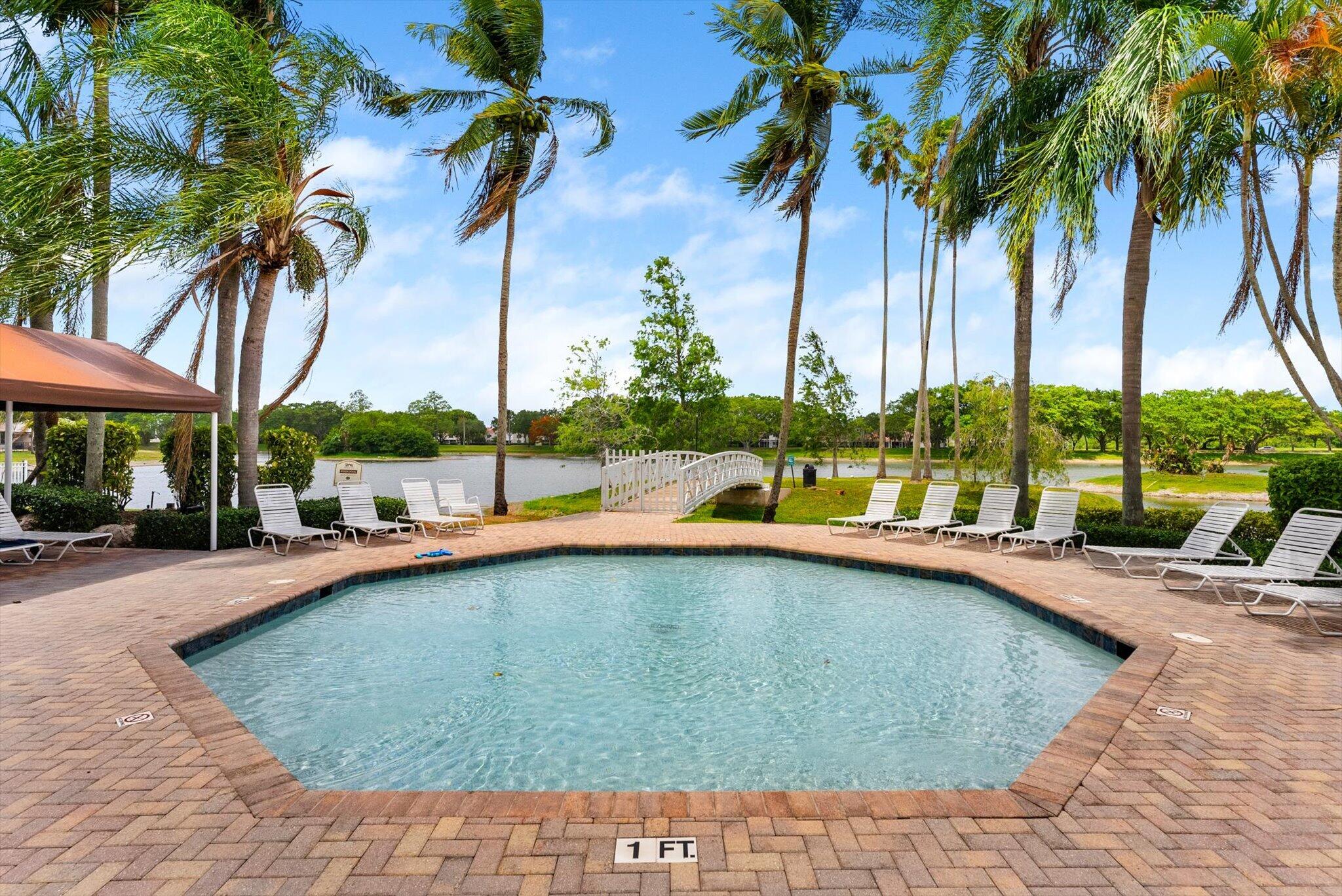 10240 Vía Hibiscus, Unit 4 Boca Raton, FL 33428 - Photo 34 of 45 42-42