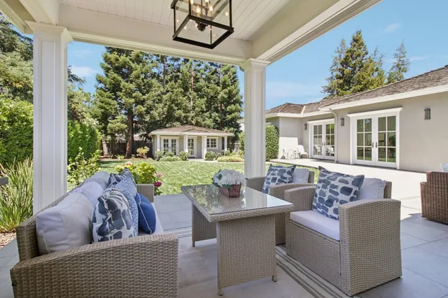 $9,390,000 | 667 Jay Street, Los Altos, CA 94022