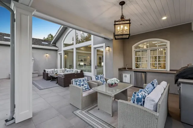 $9,390,000 | 667 Jay Street, Los Altos, CA 94022