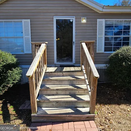 $200,000 | 437 Burkhalter Circle, Claxton, GA 30417