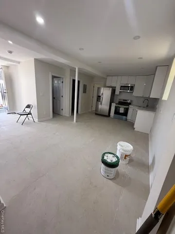 $3,100 | 169-19 69th Avenue | Flushing Heights