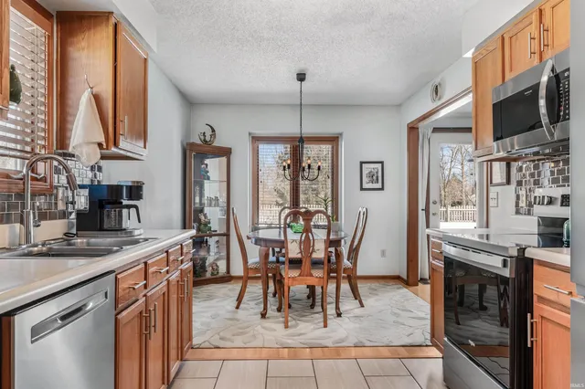 $255,000 | 1809 Monet Drive, Fort Wayne, IN 46845