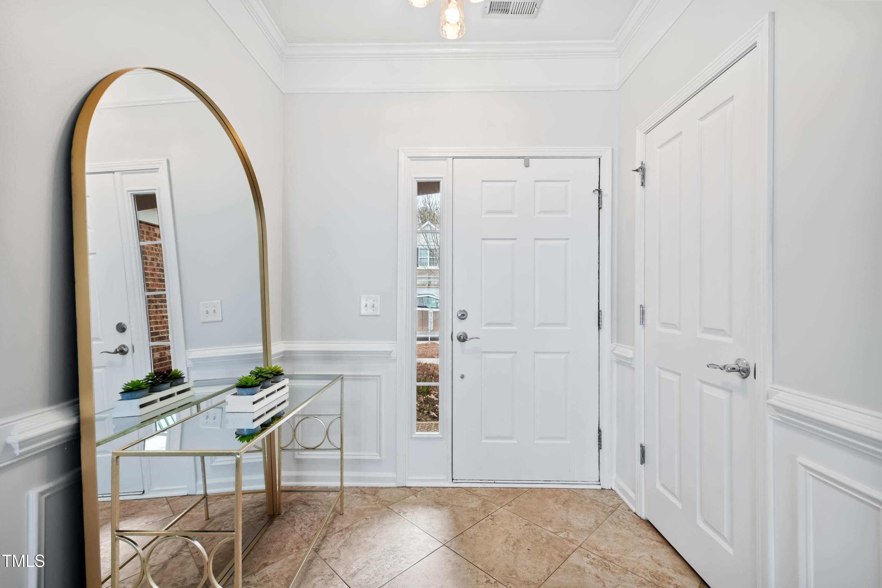 8329 Pilots View Drive Raleigh, NC 27617 - Photo 3 of 26 Foyer
