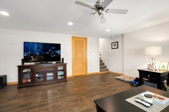 21789 West Kruckenberg Road Lake Zurich, IL 60047 - Photo 22 of 33