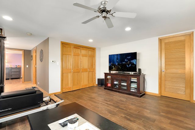 21789 West Kruckenberg Road Lake Zurich, IL 60047 - Photo 23 of 33