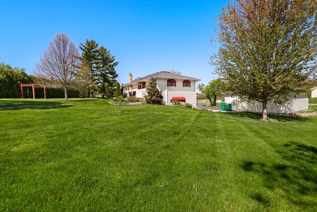 21789 West Kruckenberg Road Lake Zurich, IL 60047 - Photo 30 of 33