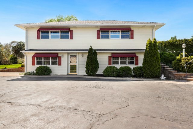 21789 West Kruckenberg Road Lake Zurich, IL 60047 - Photo 4 of 33