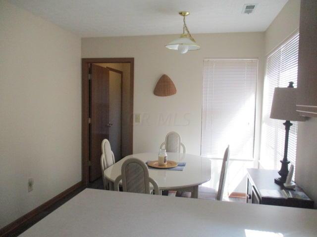 2553 Northwold Road Columbus, OH 43231 - Photo 6 of 18 Gallery Image 6