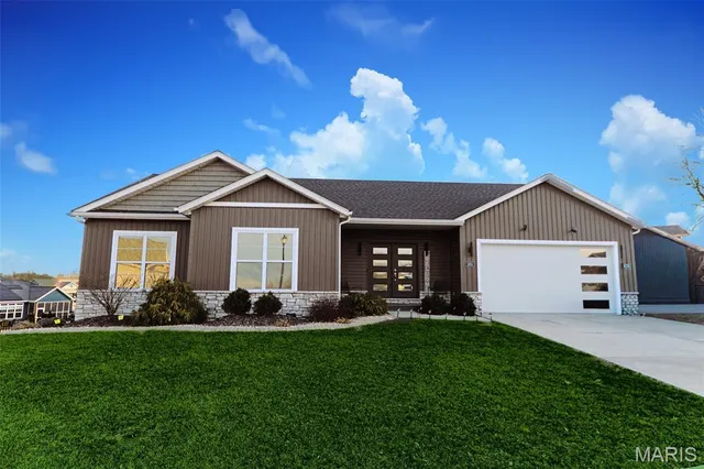 $429,900 | 1824 Appleton Court, Maryville, IL 62062