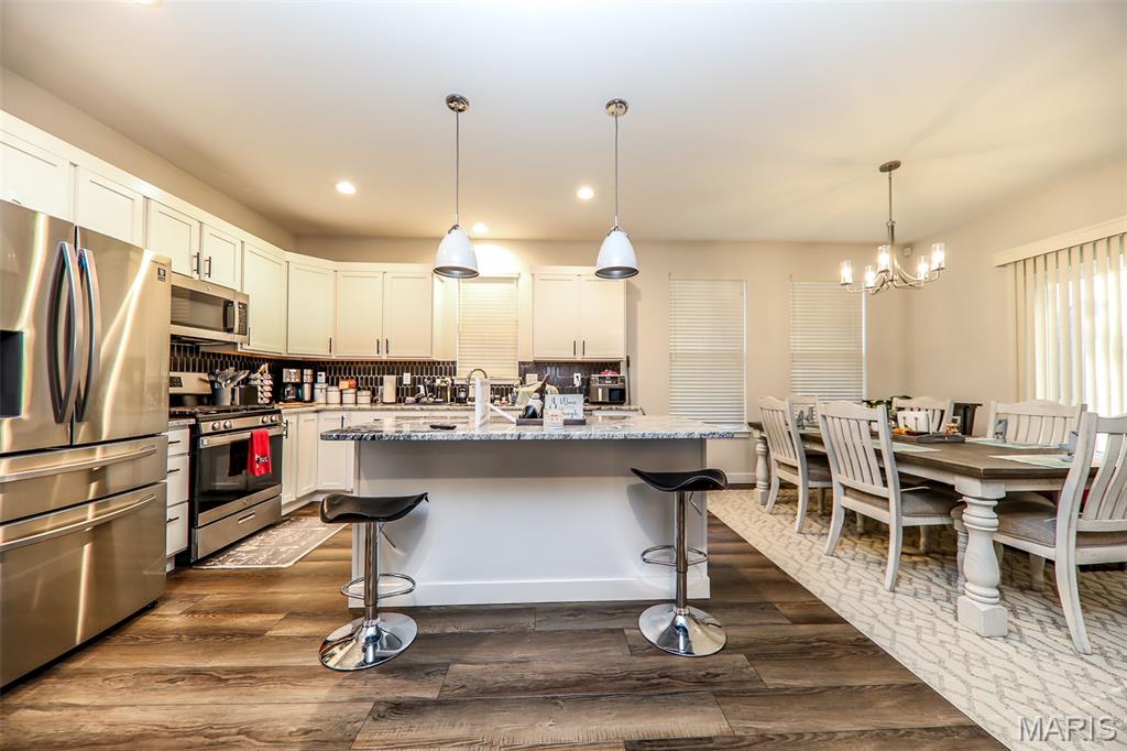 1824 Appleton Court Maryville, IL 62062 - Photo 2 of 20