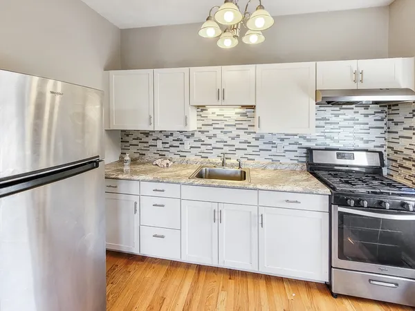 $3,095 | 338-342 Warren Street, Unit 4, Boston, MA 02119