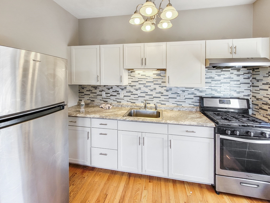 338-342 Warren Street, Unit 4 Boston, MA 02119 - Photo 3 of 9