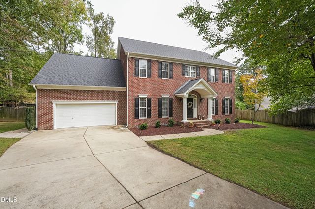 a view of a livingroom with furniture and window