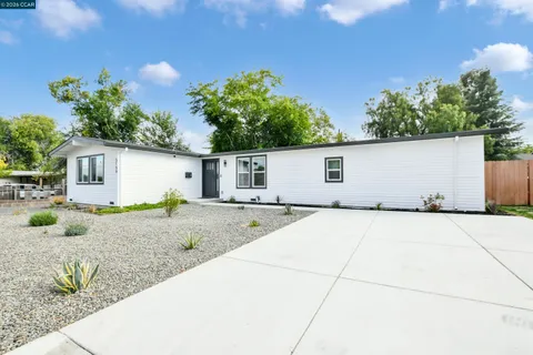 $799,000 | 5169 Concord Boulevard, Concord, CA 94521