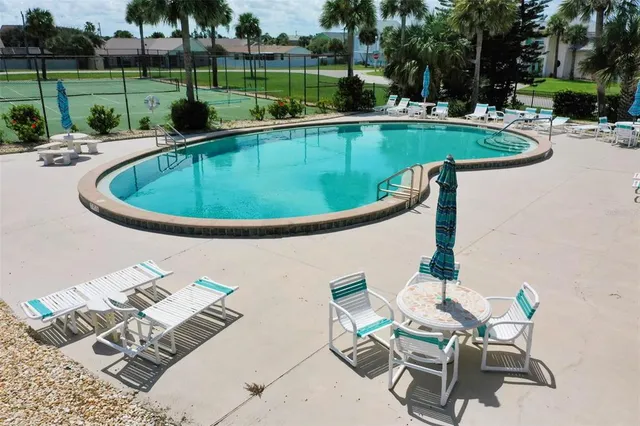 $394,999 | 3370 Ocean Shore Boulevard, Unit 504, Ormond Beach, FL 32176
