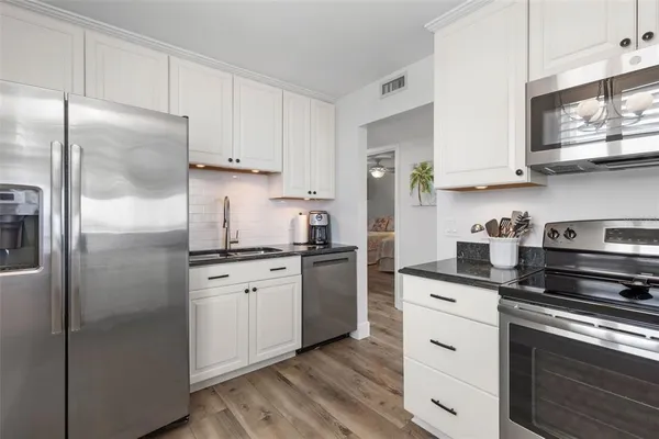 $394,999 | 3370 Ocean Shore Boulevard, Unit 504, Ormond Beach, FL 32176