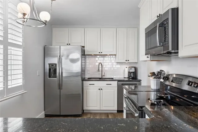 $394,999 | 3370 Ocean Shore Boulevard, Unit 504, Ormond Beach, FL 32176