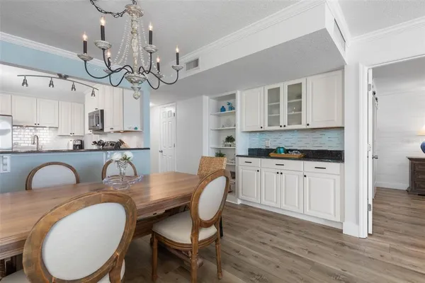 $394,999 | 3370 Ocean Shore Boulevard, Unit 504, Ormond Beach, FL 32176