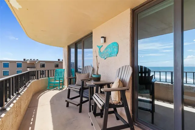 $394,999 | 3370 Ocean Shore Boulevard, Unit 504, Ormond Beach, FL 32176