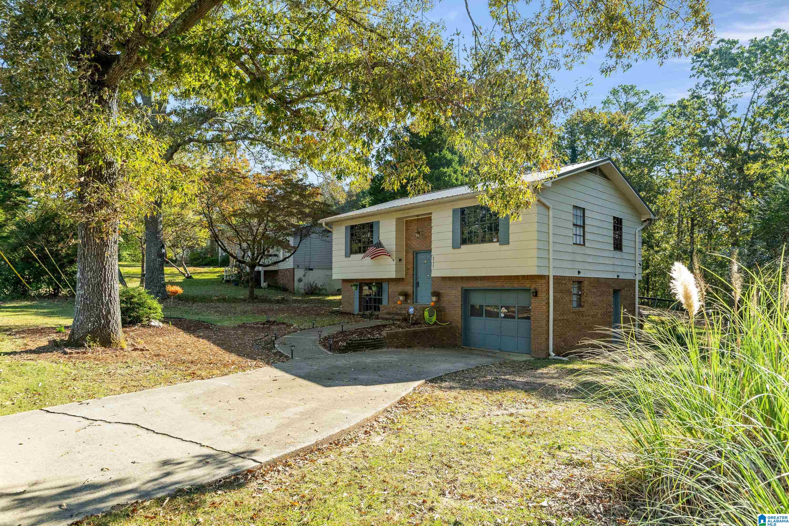 6533 Womack Road Pinson, AL 35126 - Photo 2 of 30
