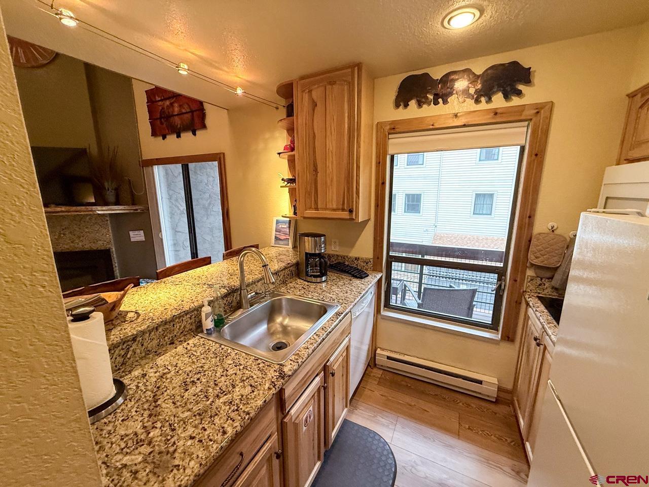 11 Emmons Road, Unit 422 Crested Butte, CO 81225 - Photo 11 of 18 Gallery Image 11