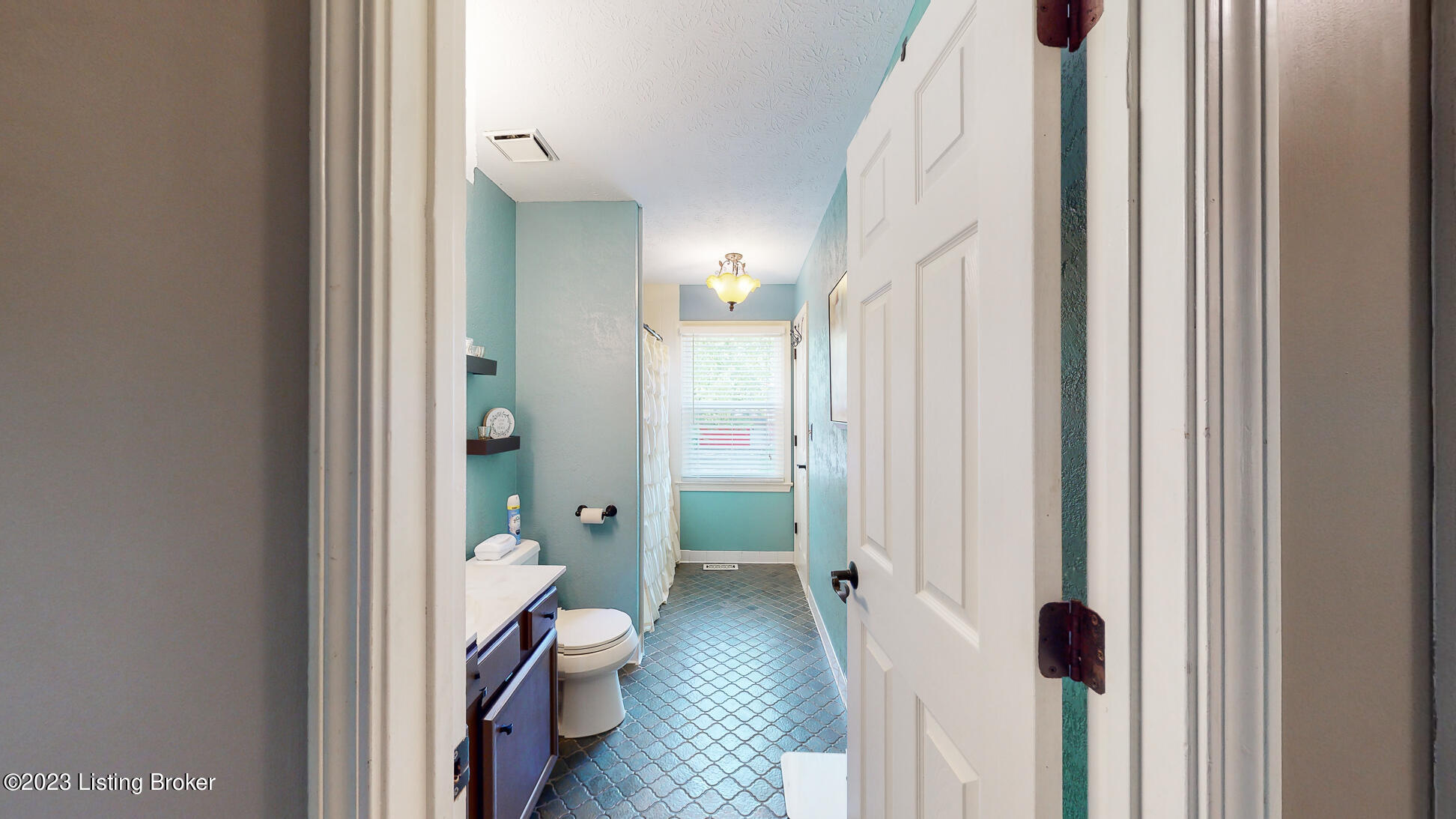 6017 Stone Bluff Road Louisville, KY 40291 - Photo 30 of 65 6017-Stone-Bluff-Rd_030