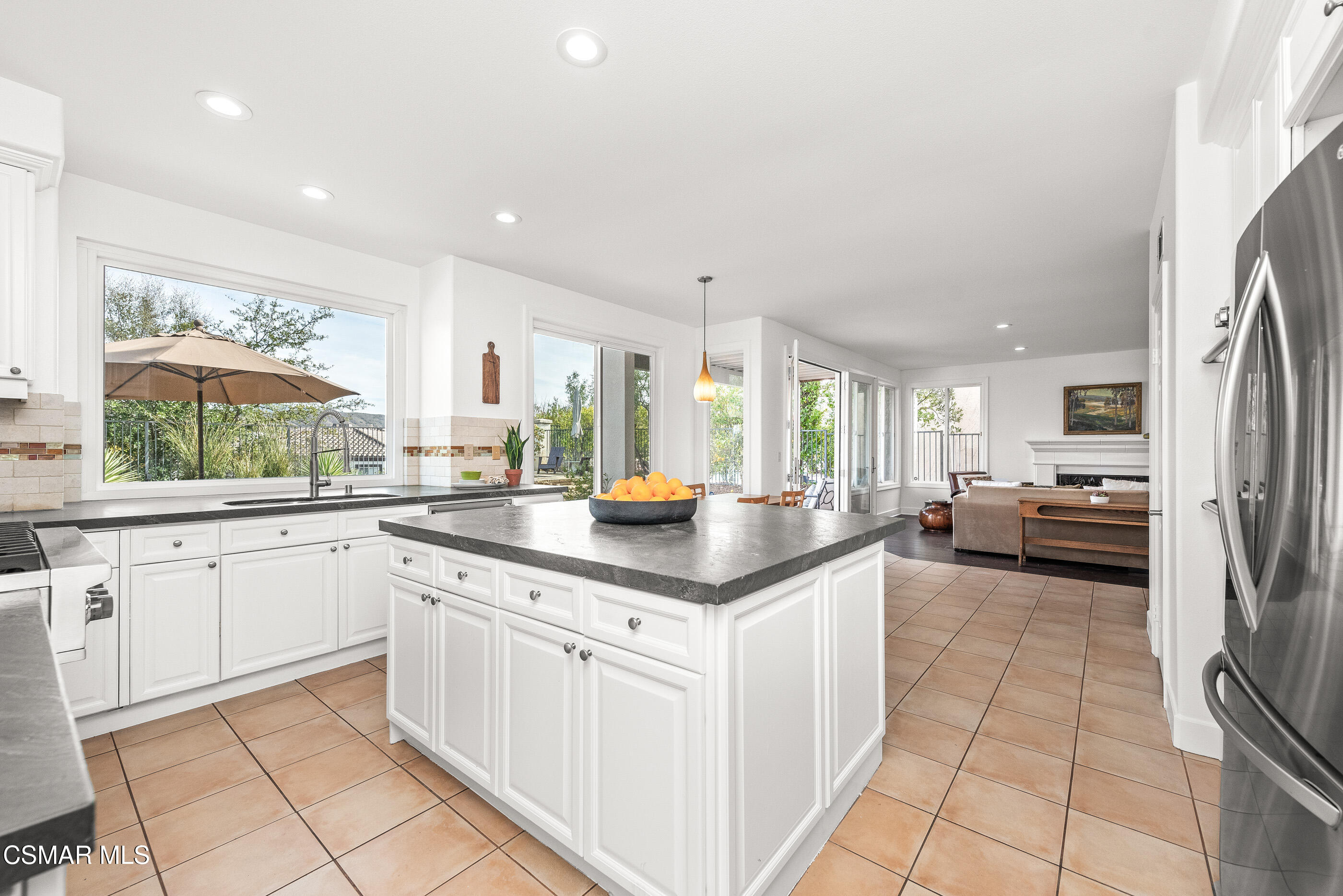 3832 Mountain Shadows Road Calabasas, CA 91301 - Photo 16 of 51 3832 Mountain Shadows Rd Agoura Hills-26