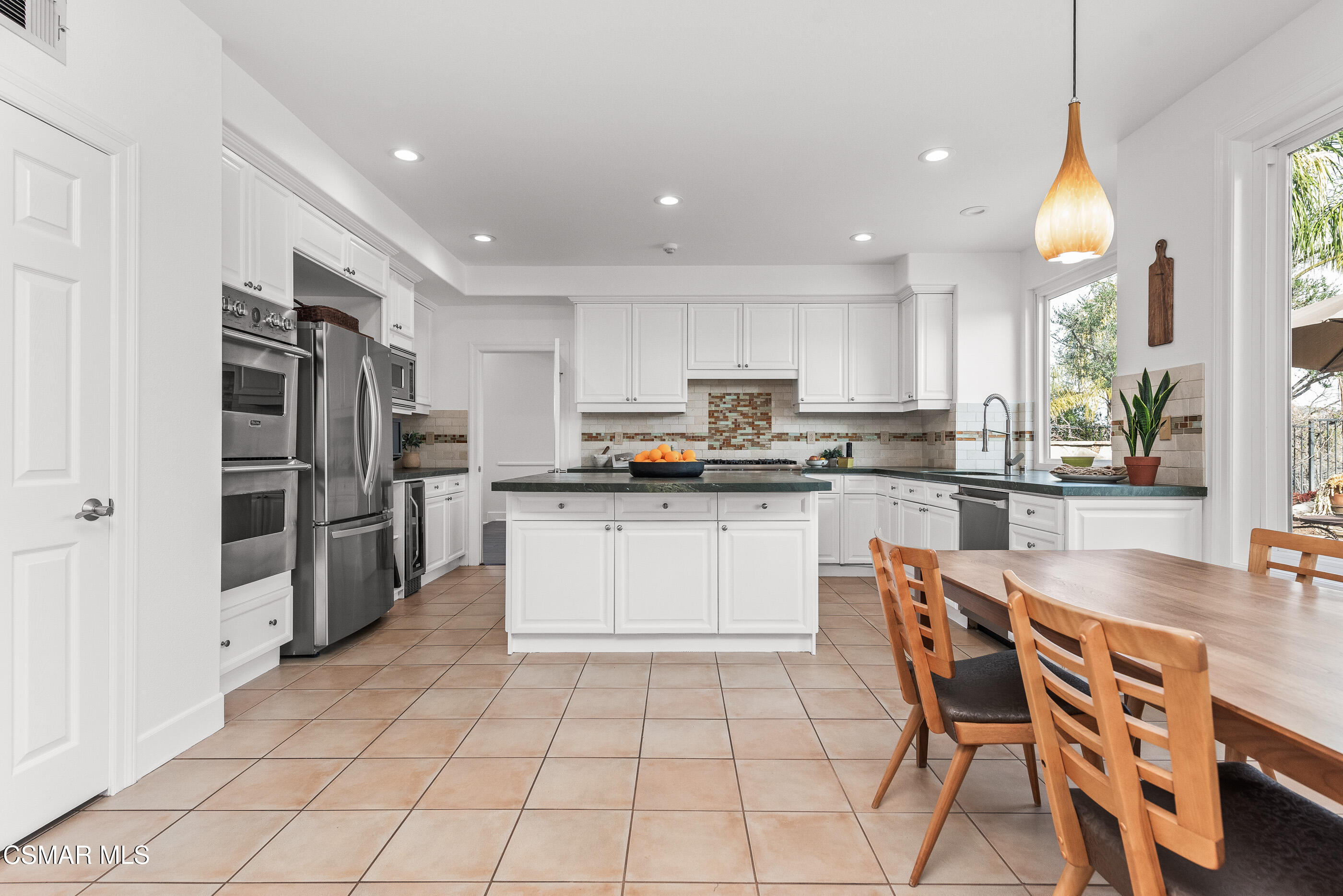 3832 Mountain Shadows Road Calabasas, CA 91301 - Photo 19 of 51 3832 Mountain Shadows Rd Agoura Hills-21