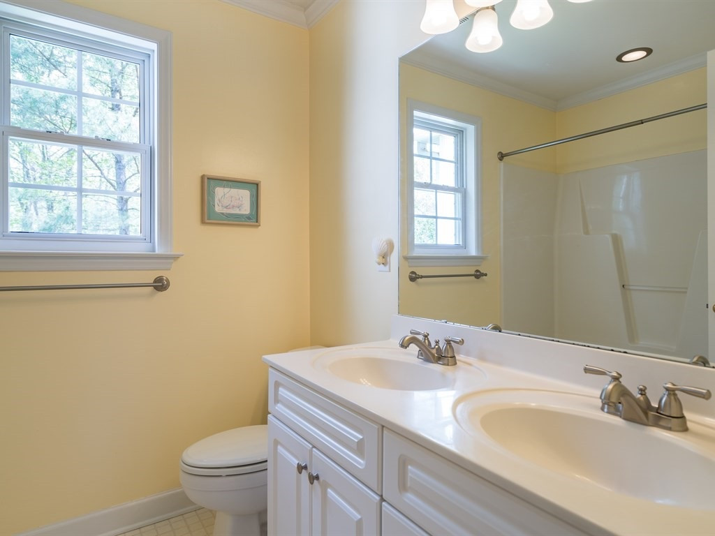 2016 Wheelerbrook Court Raleigh, NC 27603 - Photo 17 of 25 Guest Bathroom