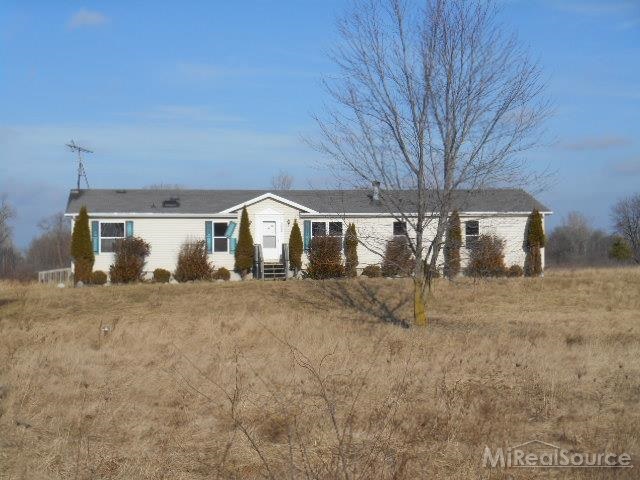 13722 Sullivan Road Capac, MI 48014 - Photo 1 of 15