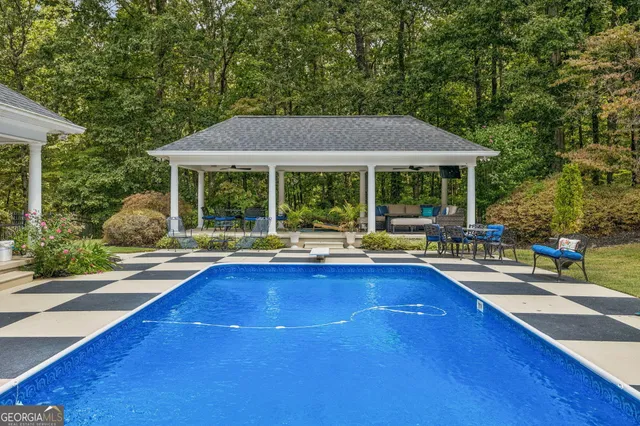 $1,000,000 | 4416 Wedgewood Lane, Cohutta, GA 30710