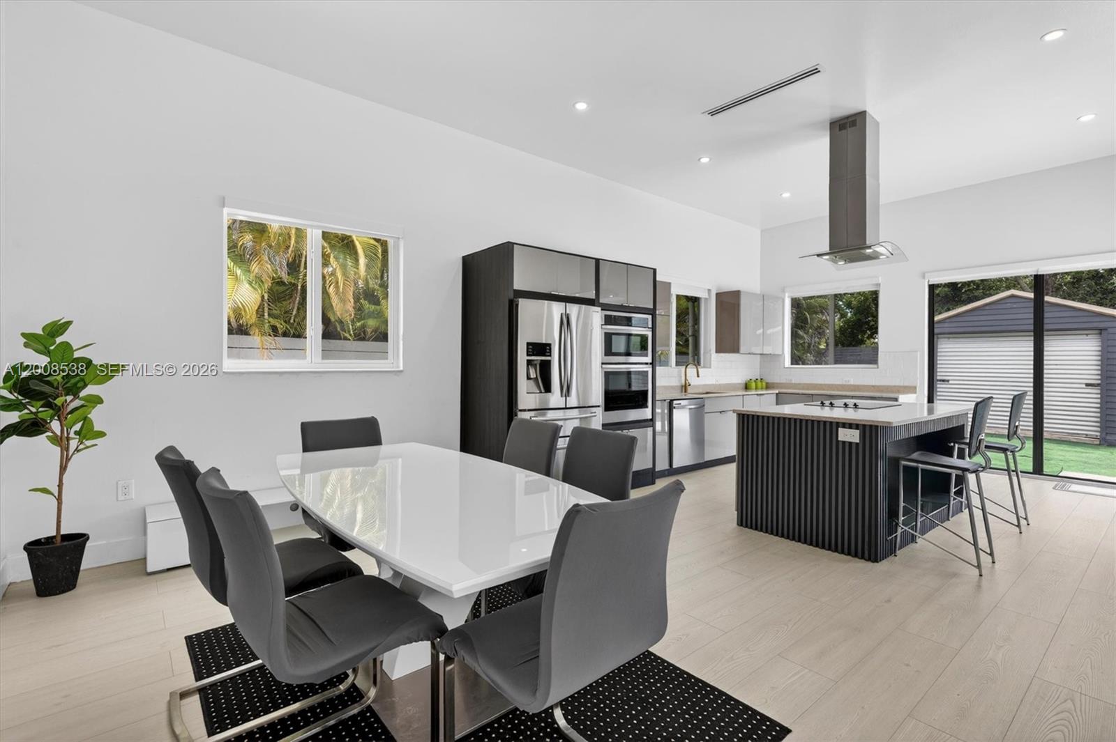 11811 Southwest 82nd Road Miami, FL 33156 - Photo 19 of 63