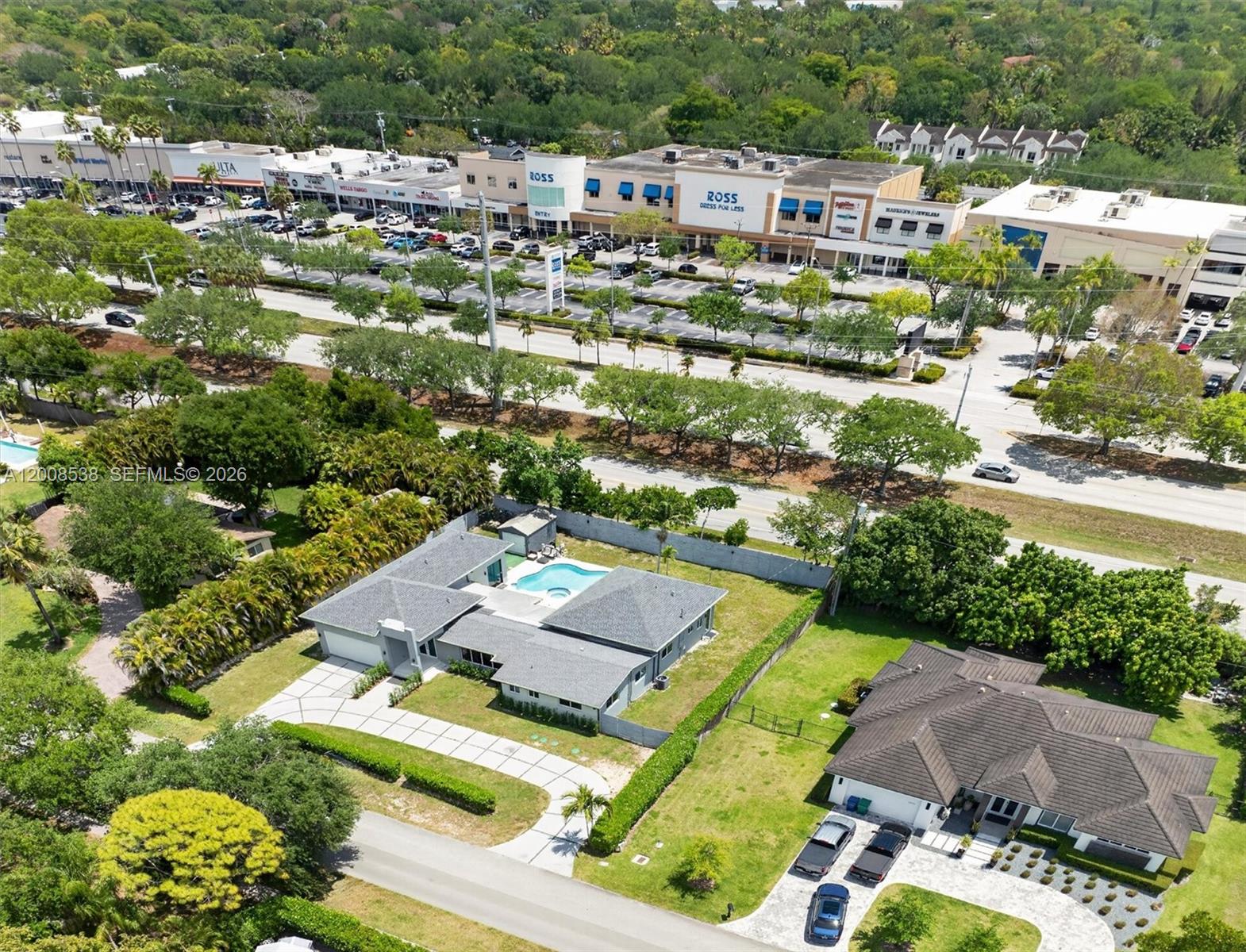 11811 Southwest 82nd Road Miami, FL 33156 - Photo 60 of 63 a view of a city