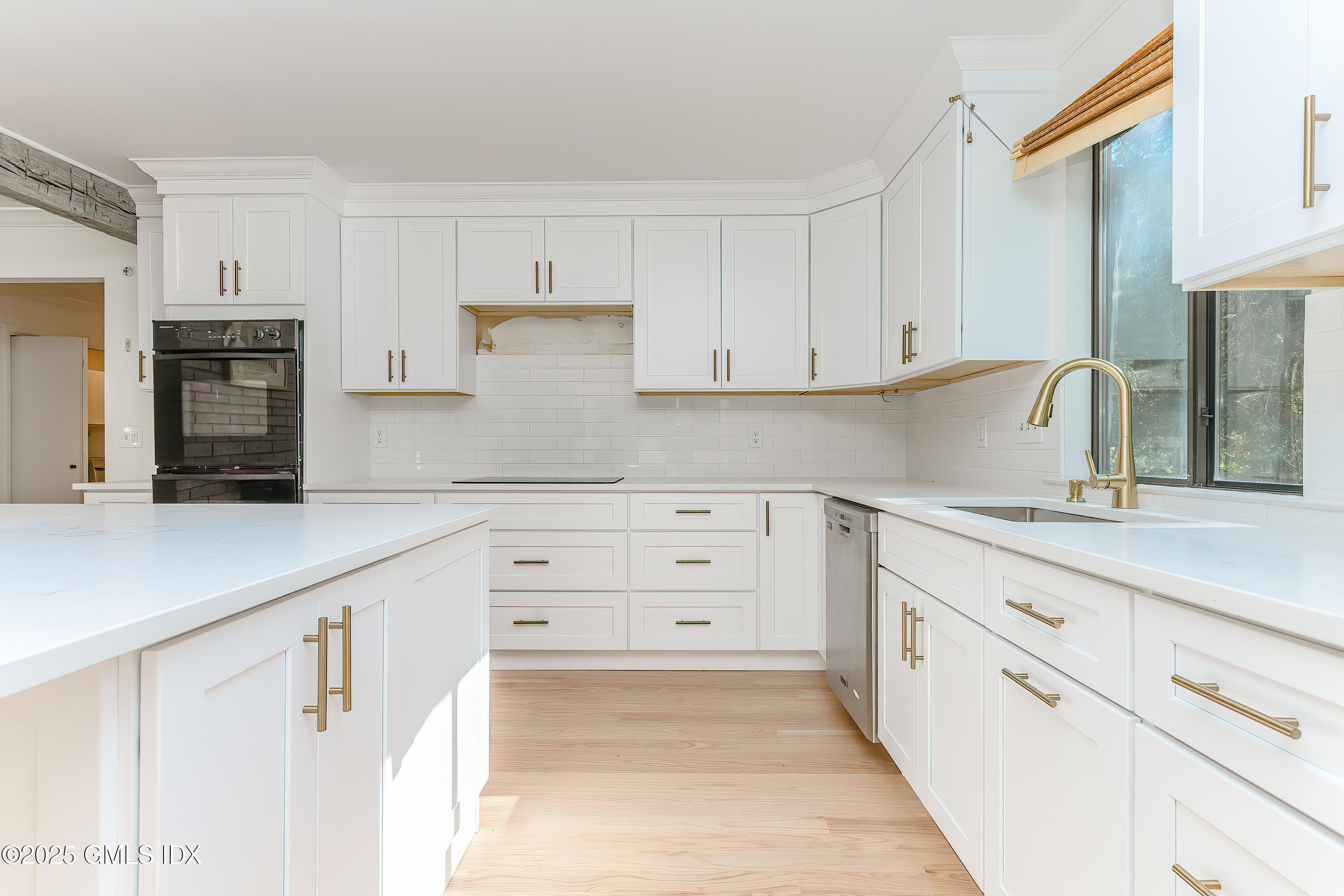 180 Riverbank Road Stamford, CT 06903 - Photo 13 of 42 Untitled-22