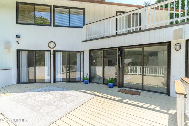 $1,350,000 | 180 Riverbank Road, Stamford, CT 06903