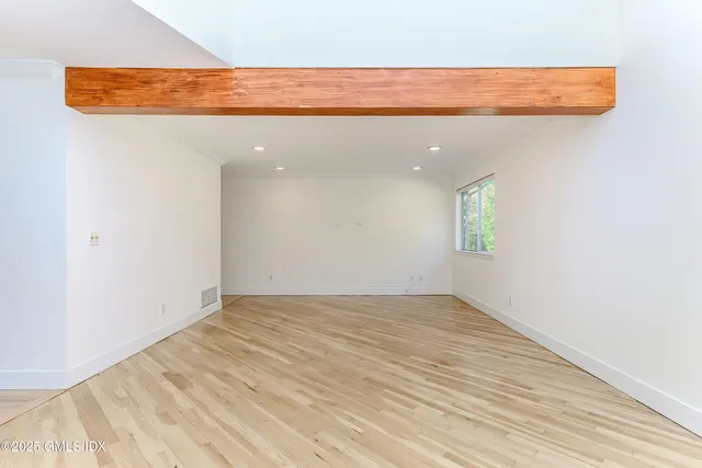 $1,350,000 | 180 Riverbank Road, Stamford, CT 06903