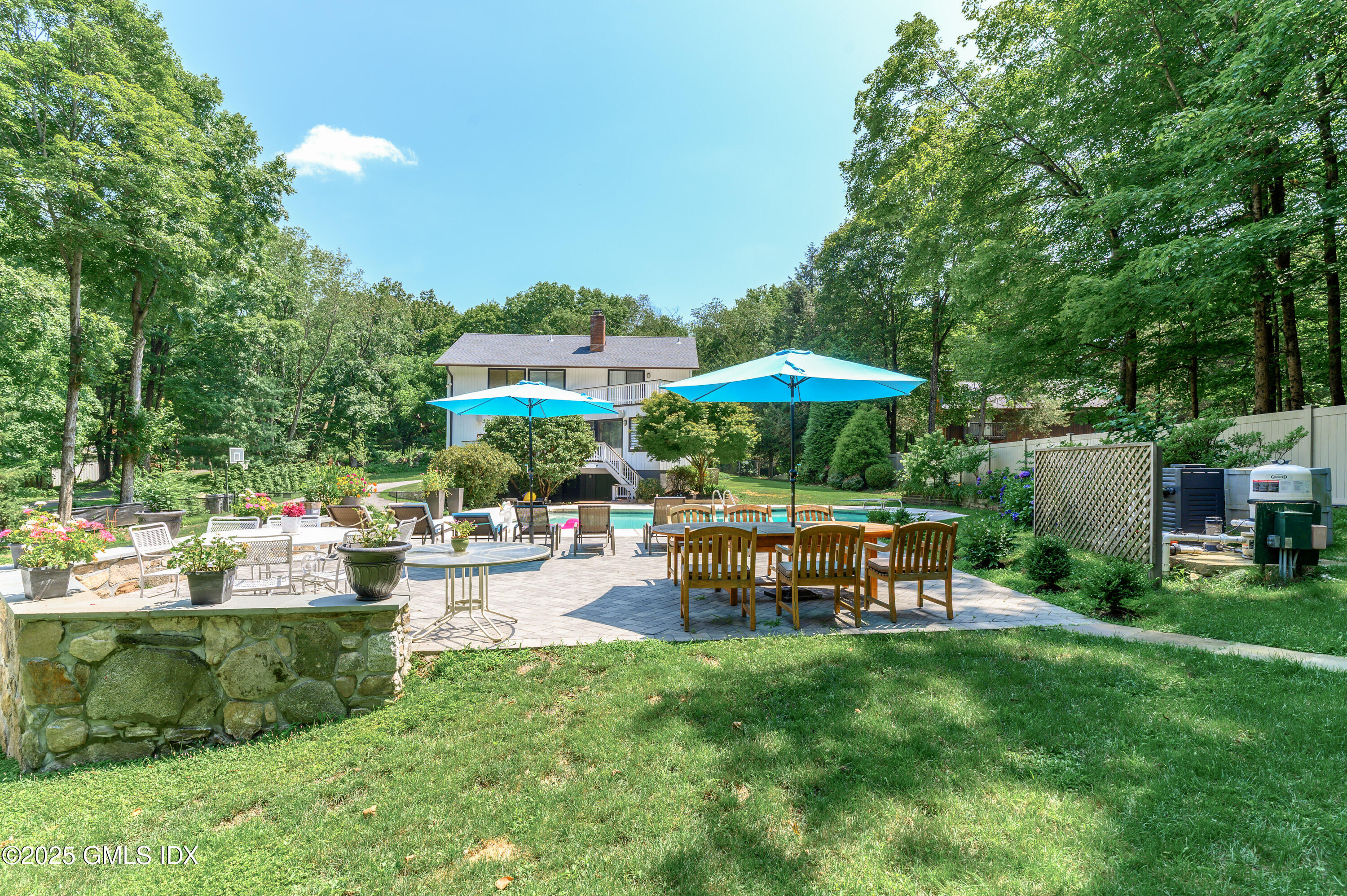 180 Riverbank Road Stamford, CT 06903 - Photo 36 of 42 _BZ66169