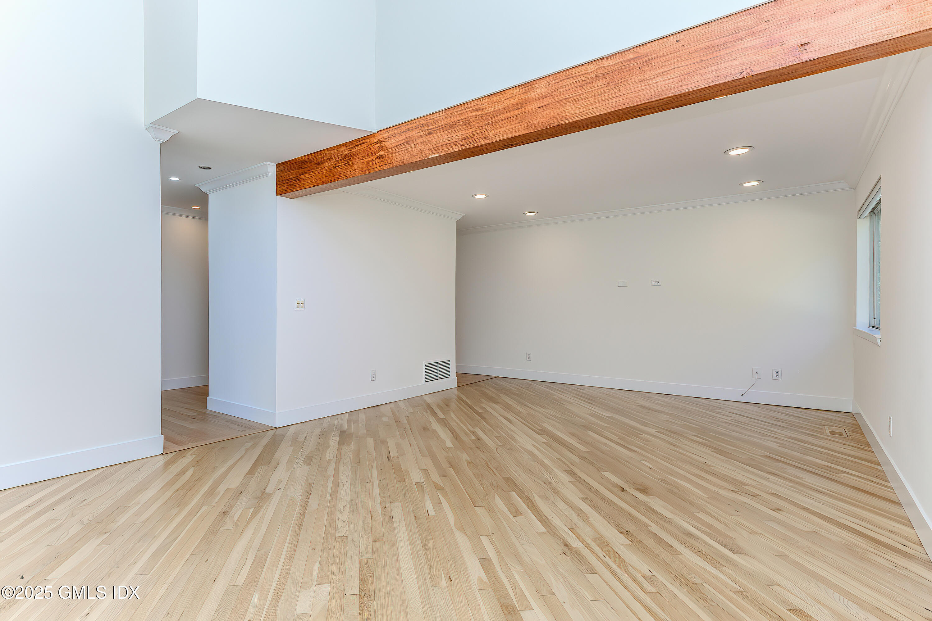 180 Riverbank Road Stamford, CT 06903 - Photo 4 of 42 Untitled-3