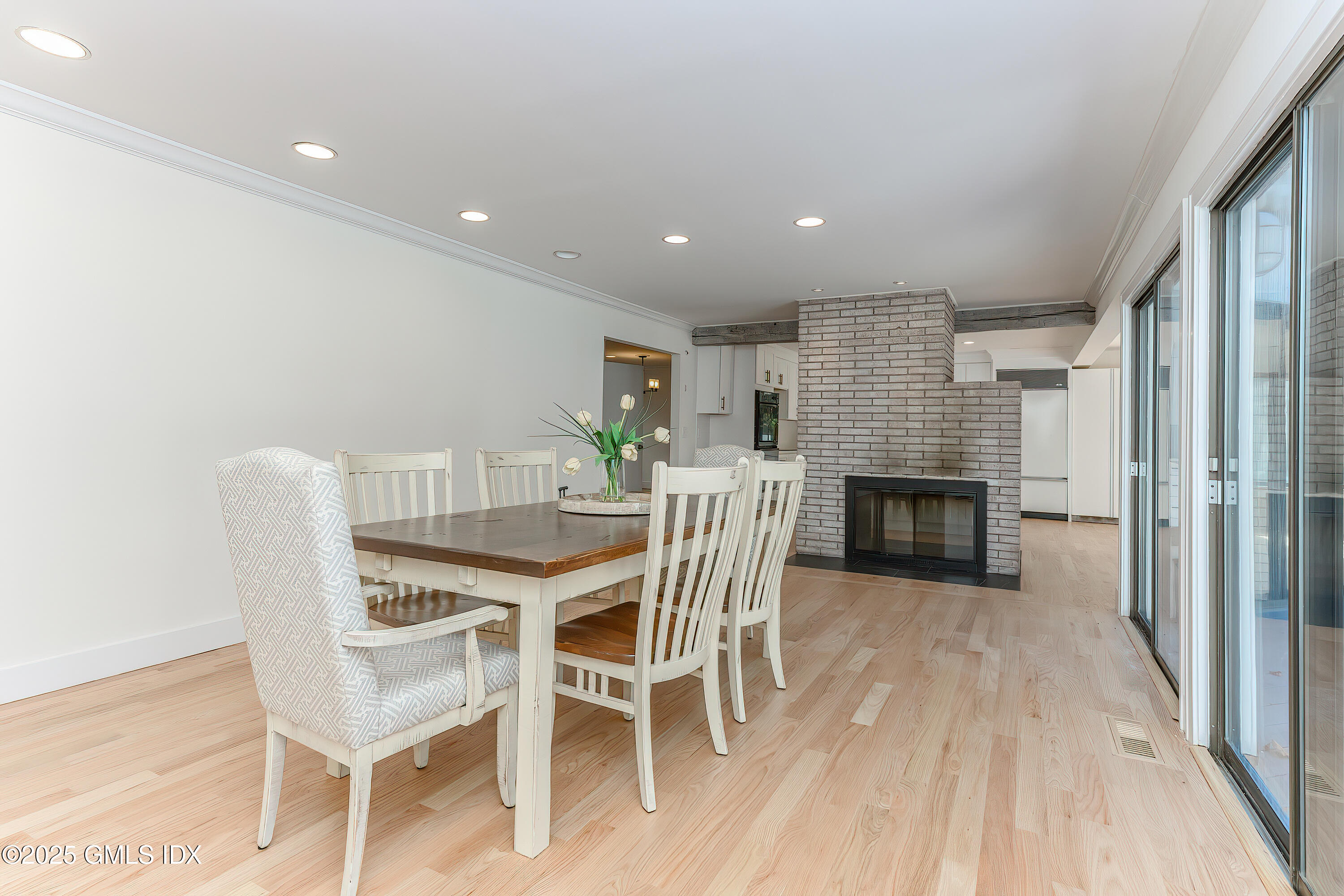 180 Riverbank Road Stamford, CT 06903 - Photo 7 of 42 Untitled-13