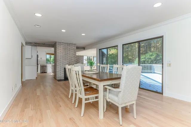 $1,350,000 | 180 Riverbank Road, Stamford, CT 06903