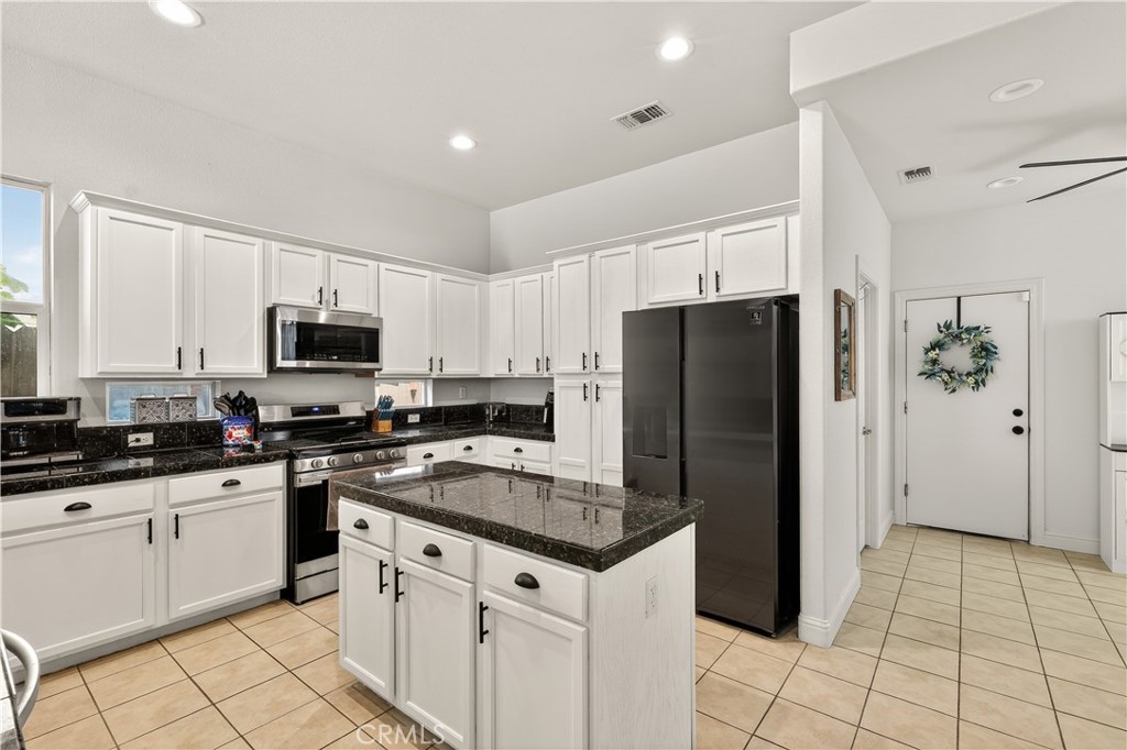 860 Sandstone Way Atwater, CA 95301 - Photo 17 of 47