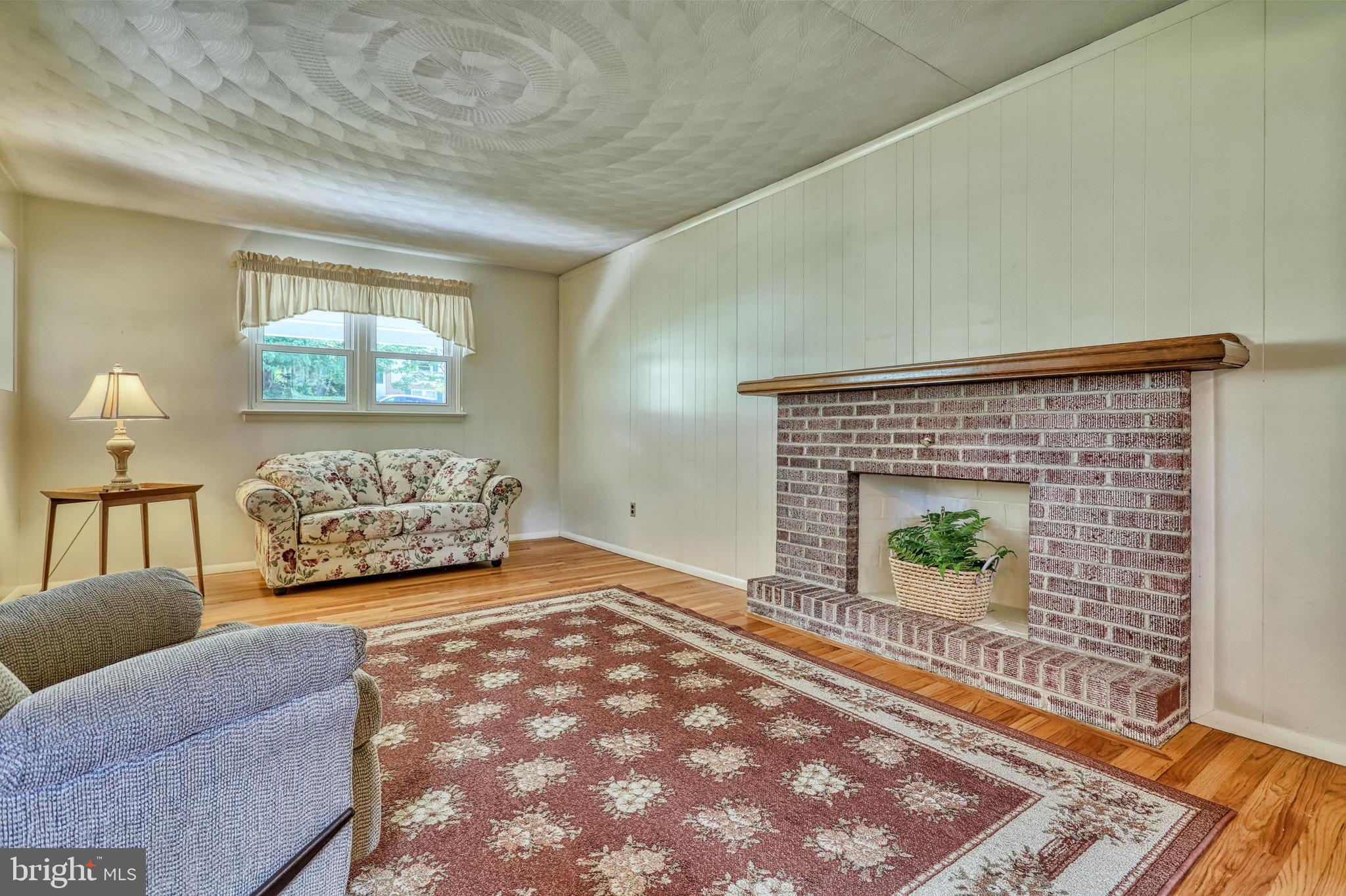 635 Hammond Road York, PA 17406 - Photo 7 of 25 Gallery Image 7