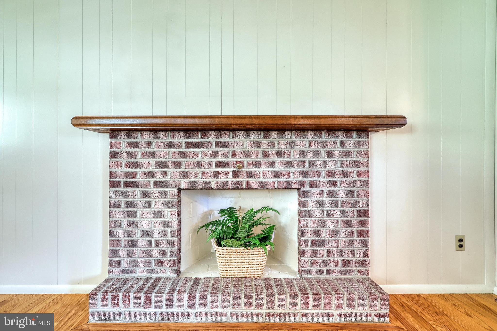 635 Hammond Road York, PA 17406 - Photo 8 of 25 Gallery Image 8